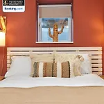 Beautiful 3bdr House By Homebird Management Short Lets & Serviced With Free Parking & Free Wifi Semesterbostad Leeds (West Yorkshire)